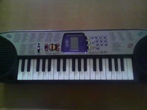 Teclado Casio Sa-67