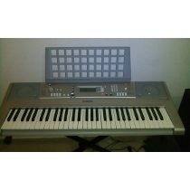 Teclado Yamaha E303