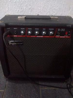 Amplificador De Bajo Fretmaster 30 W