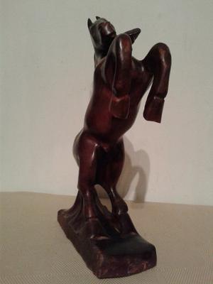 Escultura De Caballo De Madera Tallada 30 Cm Arte Ecuestre