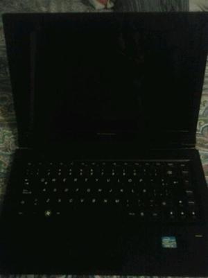 Laptop Lenovo S400 Core I3 Usada Pantalla Mala H (negociable