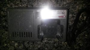 Cargador De Radio Icom B-35