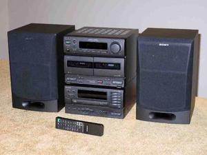 Equipo De Sonido Sony Mhc- (radio, 5 Cds, 2 Cassettes)