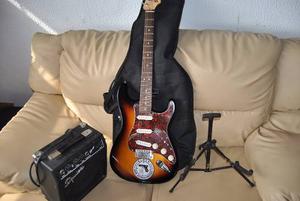 Combo Squier Fender Guitarra Amplificador Paral Y Forro