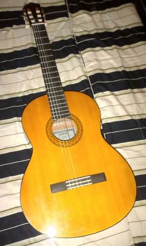 Guitarra Acustica Yamaha C70