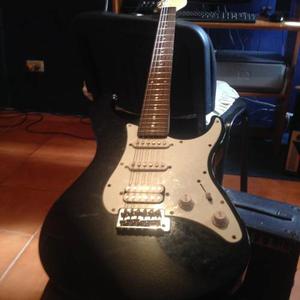Guitarra Eléctrica Yamaha Eg112c