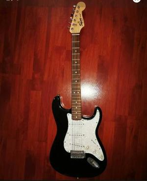 Guitarra Electrica Squier Con Amplificador Totalmente Nuevo