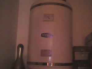 Calentador De Agua Electrico, 30 Lts, Marca Record