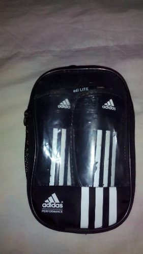 Canilleras Adidas De Futboll Para Niños