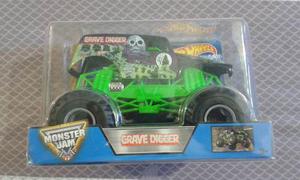 Carro Monster Jam Grave Digger