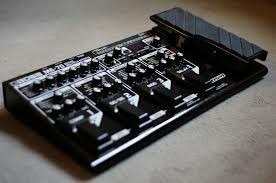 Pedalera Multiefectos Boss Me-70