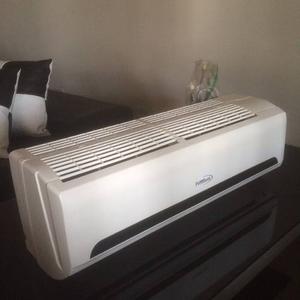 Consola Unidad Evaporadora Aire Split 12mil Btu Premium