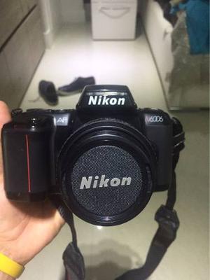 Cámara Nikon D Con Lente Nikon mm  D Usada