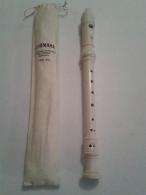 Flauta Yamaha Yrs-23