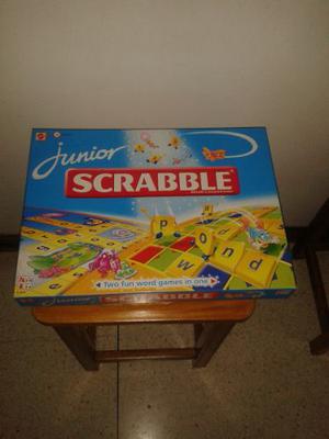 Scrabble Junior De Mattel Original En Ingles. Como Nuevo.