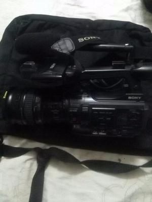 Cámara Sony Videograbadora Profesional Modelo Pxw-x200