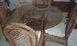 Vendo Hermoso Comedor De 4 Puestos De Rattan Usado