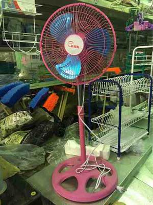 Ventilador De Metal Tienda Física