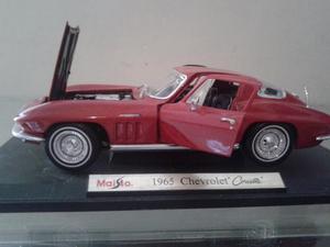 Carro A Escala  Chevrolet Covertte 1/18