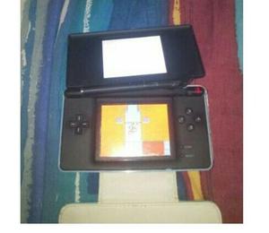 Se Vende Ds Lite Usado.