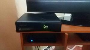 Xbox 360 Con Su Caja Origina, Manuales, Control Y Juegos