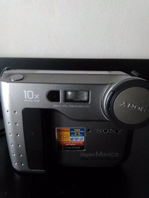Camara De Fotos Con Diskette Marca Sony Mavica, (sin Pila