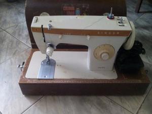 Maquina De Coser Singer