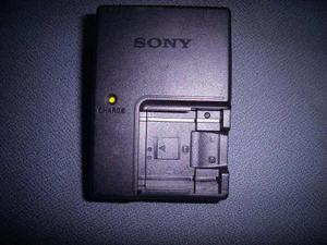 Adaptador Sony Original Bc-cs3 Para Baterias E-t-r