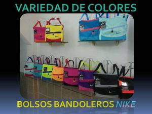 Bolsos, Bandoleros, Deportivos, Casuales, Nike. Al Detal