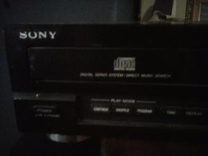 Cd Player En Buen Estado Marca Sony 30 Negociable