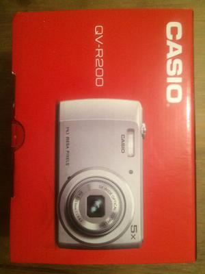 Camara Digital Casio Qv-r200