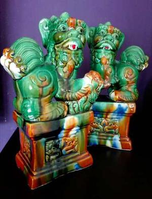 Leones Fu O Perros Fu De Buda, De Porcelana Antigua China.
