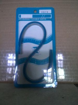 Regla Curva Flexible 30 Cm