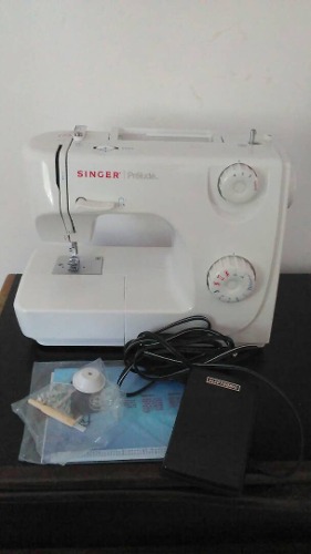 Maquina De Coser Marca Singer Prelude Modelo Nueva