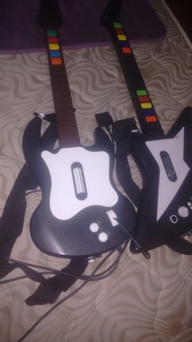 2 Guitarras Para Play Station. Una Es Inalambrica
