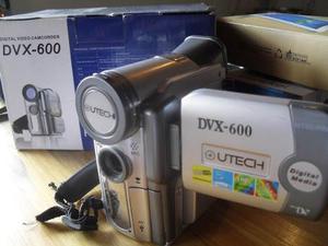 Camara Filmadora 12mp Utech Dvx-600 Usada Como Nueva...