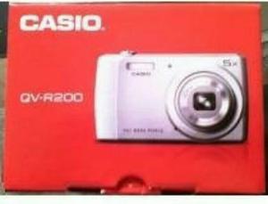 Camara Casio Qv-r200 De 14.1 Megapixeles