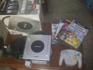 Gamecube En Exelente Estado Con 4 Juegos Originales