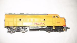 Locomotora Union Pacific, Escala Ho Impecable.
