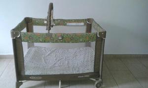 Corral Y Coche Unisex Marca Graco, Las 2 Cosas Juntas