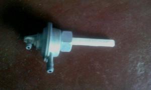 Bomba De Gasolina Llave Moto Cardenal Md 125