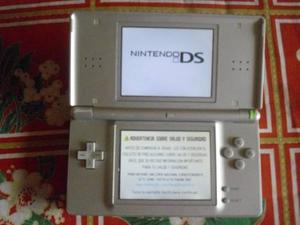 Ds Lite Con Su Cargador Y Su R4 Con Juegos