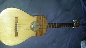 Excelente Cuatro Hecho Por Edgar Ramírez Roa Luthier