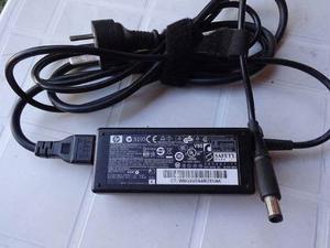 Vendo Cargador Marca:hp Compaq Entrada:v/hz Sali