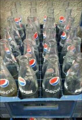 Gaveras De Refresco Pepsi Vacías En Merida