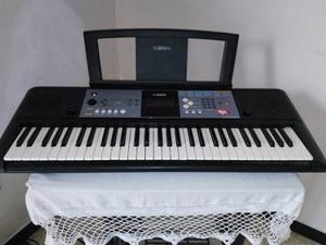 Teclado Yamaha Modelo Psr E233