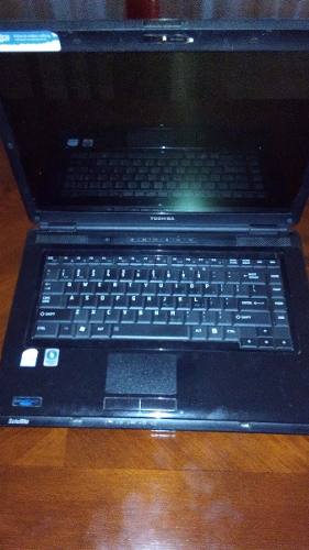 Laptop Toshiba L305