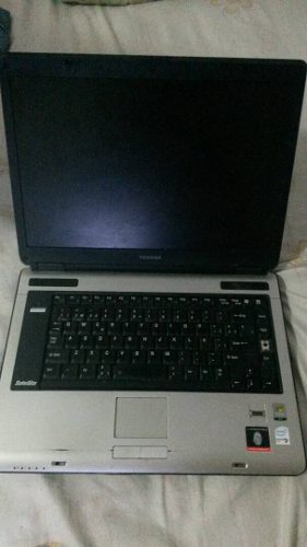 Laptop Toshiba Satellite A135