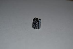 Condensador Capacitor 680uf 4v Marca Rubicon Motherboard