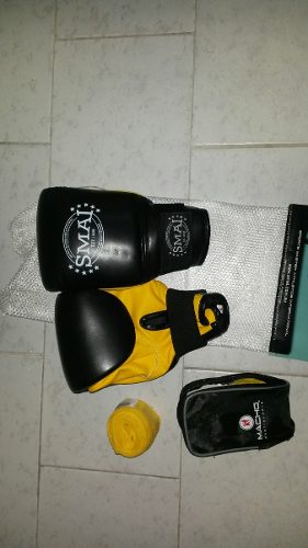 Guantes De Boxeo Smai Con Vendas Marca Macho. Nuevos